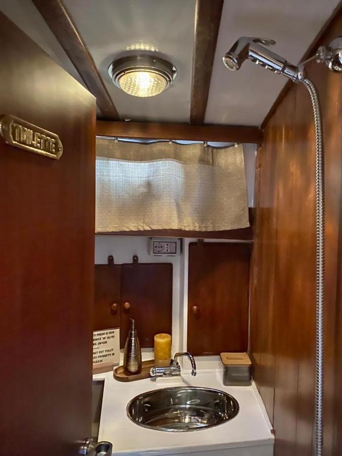 فندق Sailing Nights Boat&Breakfast ألغيرو المظهر الخارجي الصورة